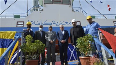 الفريق أسامة ربيع واللواء عادل الغضبان يدشنان معديتين جديدتين ويتفقدان أعمال الترميم بمبني القبة