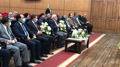 محافظ بورسعيد يترأس اجتماع اللجنة العامة لحماية الأمومة والطفولة بمحافظة بورسعيد