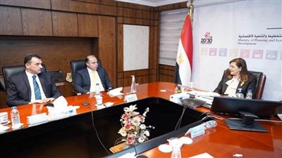 وزيرة التخطيط تستقبل رئيس البورصة المصرية ورئيس هيئة الأوراق المالية العراقية (صور)