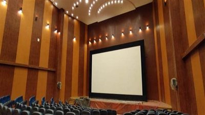 رئيس الوزراء يستعرض تقريرا عن افتتاح قصر ثقافة شبين الكوم بعد تطويره (صور)