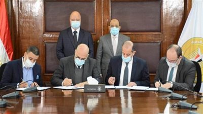 وزير التنمية المحلية ومحافظ القاهرة يشهدان توقيع بروتوكول تعاون مع 