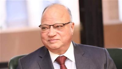 محافظ القاهرة: تجار سوق العبور تعهدوا بخفض الأسعار 