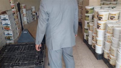 ضبط ٢.٥ طن أرز ودقيق لبيعهم بأسعار مرتفعة داخل ماركت بطنطا .. ومستحضرات طبية محظورة