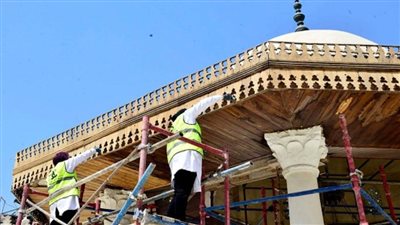 رئيس الوزراء يتفقد أعمال ترميم مسجد عمرو بن العاص وتطوير ساحته وحدائق الفسطاط (صور)