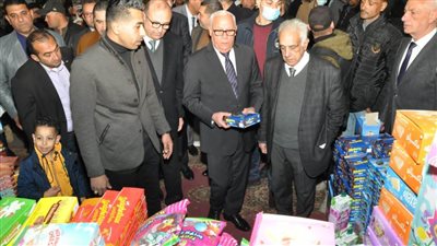 محافظ بورسعيد يشيد بمعرض أهلا رمضان
