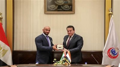 د. خالد عبد الغفار يستقبل رئيس دائرة الصحة في إمارة أبوظبي (صور)