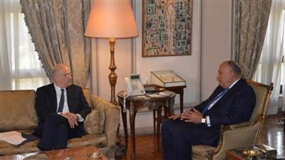 سامح شكري ووزير الخارجية اليوناني يؤكدان متانة العلاقات بين البلدين