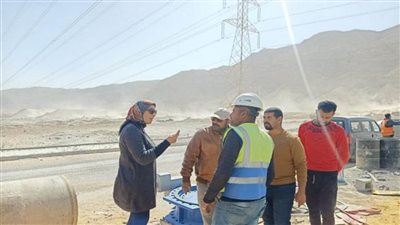 وزير الإسكان يتابع مع مسئولي المدن الجديدة سير العمل بعددٍ من المشروعات السكنية والخدمية (صور)