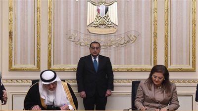 رئيس الوزراء يشهد مراسم التوقيع على اتفاقية بشأن استثمار 