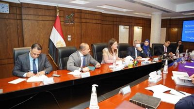 وزيرة التخطيط تستقبل رئيس مركز التنمية المستدامة بجامعة كولومبيا (صور)