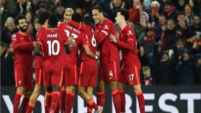 انطلاق مباراة بنفيكا وليفربول