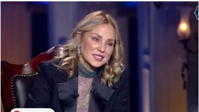 عندي 91 قطة ومش هتجوز تاني.. أبرز تصريحات شيرين رضا في برنامج حبر سري