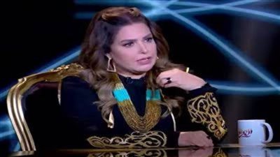 صابرين تكشف حقيقة طلاقها: 