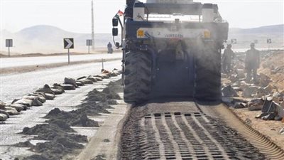 وزير النقل يتابع تنفيذ الجسور الترابية ومحطات القطار الكهربائي 