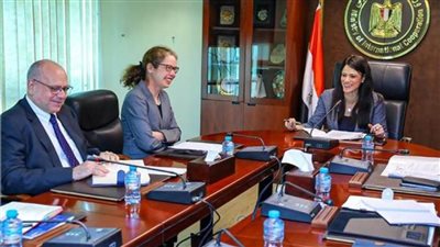 المشاط تبحث مع البنك الدولي تعزيز قدرة القطاعات الاقتصادية لمواجهة التحديات