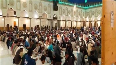 «الأزهر» يعلن زيادة دعوات إفطار الطلاب الوافدين إلى ١٥٠٠ وجبة يوميا