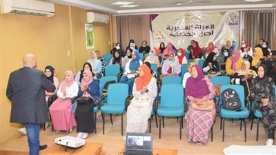 الهجرة: انطلاق حملات طرق الأبواب بقنا والأقصر للتوعية بمخاطر الهجرة غير الشرعية (صور)