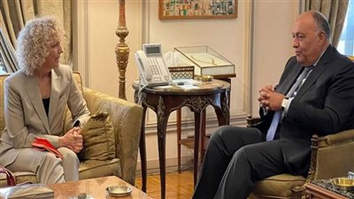 وزير الخارجية يلتقي المبعوثة الألمانية للمناخ (صور)