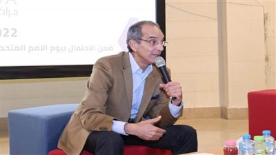 وزير الاتصالات يلتقي مجموعة من رواد الأعمال ومؤسسي الشركات التكنولوجية الناشئة (صور)