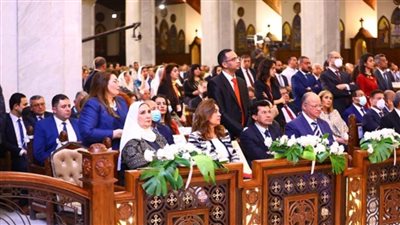 وزيرة التضامن تزور الكاتدرائية المرقسية بالعباسية.. وتهنئ البابا تواضروس الثاني بعيد القيامة المجيد (صور)
