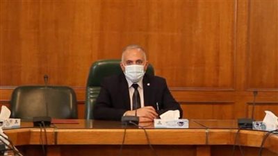 الري: تطهير الترع والمصارف استعدادا للموسم الزراعي المقبل (صور)