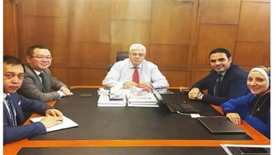 نائب وزير التعليم العالي يبحث آليات التعاون مع وفد من شركة «هواوي» العالمية (صور)