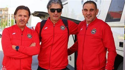 بعثة وفاق سطيف الجزائري تصل القاهرة استعدادا لمواجهة الأهلي