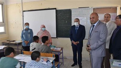 محافظ المنيا يتابع بدء امتحانات 