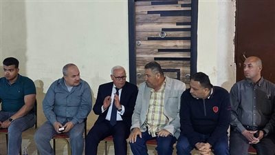 محافظ بورسعيد يزور أسرة شهيد الواجب الوطني المجند أسامة عيد لتقديم واجب العزاء