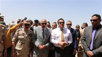 د. خالد عبد الغفار يتفقد منشآت جامعة المنصورة الأهلية (صور)