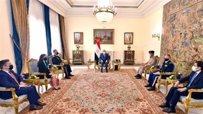 السيسي يستقبل الفريق أول مايكل كوريلا قائد القيادة المركزية الأمريكية