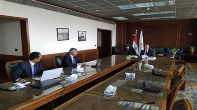 وزير الري يتابع موقف المشروعات المائية المنفذة بمحافظات الصعيد 