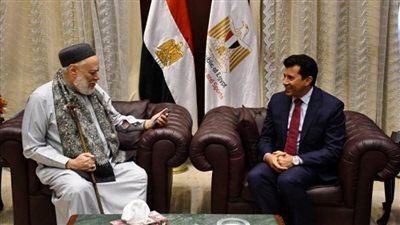 وزير الرياضة يلتقي اللجنة العليا لتنسيق العمل الكشفي للشباب والنشء (صور)