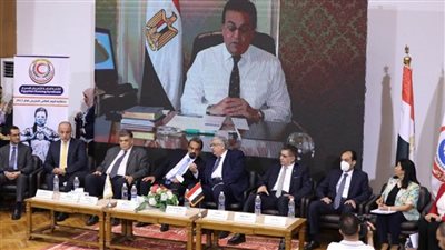 د. خالد عبد الغفار يوجه الشكر لفرق التمريض.. ويؤكد فخر مصر بجهودهم في التصدي لكورونا (صور)