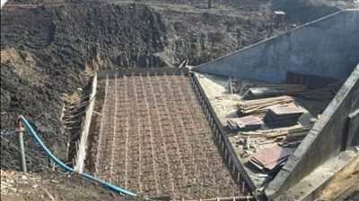 وزير الري يتابع موقف مشروعات الصرف المغطى وإنشاء وتطهير المصارف العامة (صور)