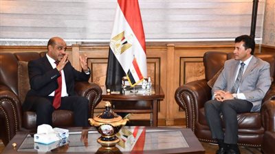 وزير الرياضة يبحث مع نظيره الليبي تعزيز التعاون المشترك