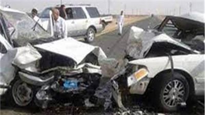 مصرع شخصين وإصابة 2 آخرين في تصادم سيارتين على الطريق الزراعي بالمنيا 