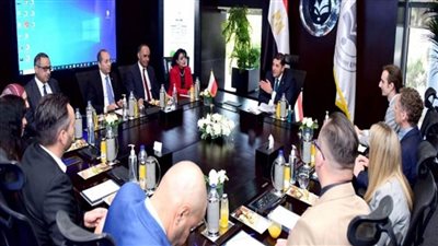 رئيس هيئة الاستثمار يبحث فرص التعاون الاستثماري مع كبرى الشركات البولندية (صور)