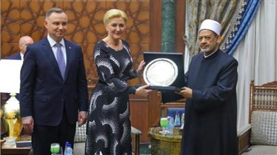 شيخ الازهر: 10 منح دراسية لطلاب بولندا لدراسة الإسلام الصحيح 
