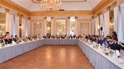 وزير الإسكان يلتقي كبرى الشركات العالمية لمناقشة خطة مصر لتوطين صناعات مياه الشرب والصرف الصحي (صور)