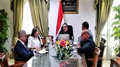 وزراء صناعة مصر والامارات والأردن يعقدون اجتماعا موسعا لتفعيل مبادرة الشراكة الصناعية التكاملية (صور)