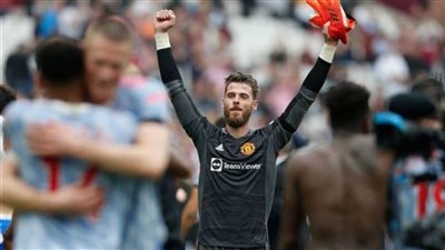 دي خيا يتوج بجائزة لاعب الموسم في مان يونايتد