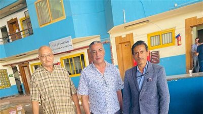 تعود لأسرة محمد علي.. قرية البضائع تضبط براويز أثرية مهربة داخل طرد