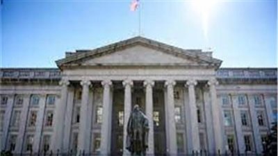 الولايات المتحدة تحظر على المستثمرين الأميركيين شراء الديون والأسهم الروسية