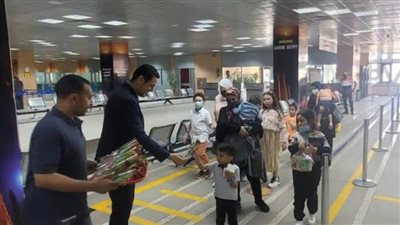 مطار الأقصر يستقبل أولى الرحلات القادمة من قطر