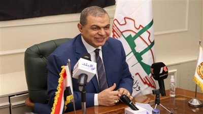 تعيين 852 منهم 7 