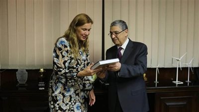 وزير الكهرباء يلتقي مفوضة الطاقة الأوروبية وسفير الاتحاد الأوروبي (صور)