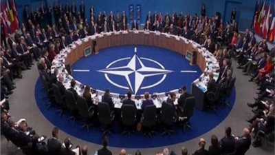 الناتو يتطلع إلى تعزيز جناحه الشرقي بالطريقة الألمانية 
