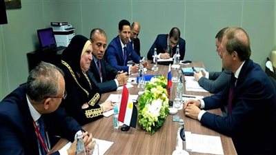 وزيرة التجارة تبحث مع نظيرها الروسي سبل تنمية أطر التعاون الاقتصادي المشترك بين البلدين (صور)