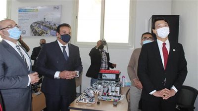 د. خالد عبد الغفار يستعرض تقريرًا عن أداء الجامعات التكنولوجية للعام المالي 2021/ 2022 (صور)